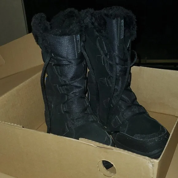 Columbia Boots NWT - NIB Women's Ice Maiden II Boots - Black - Picture 9 of 9